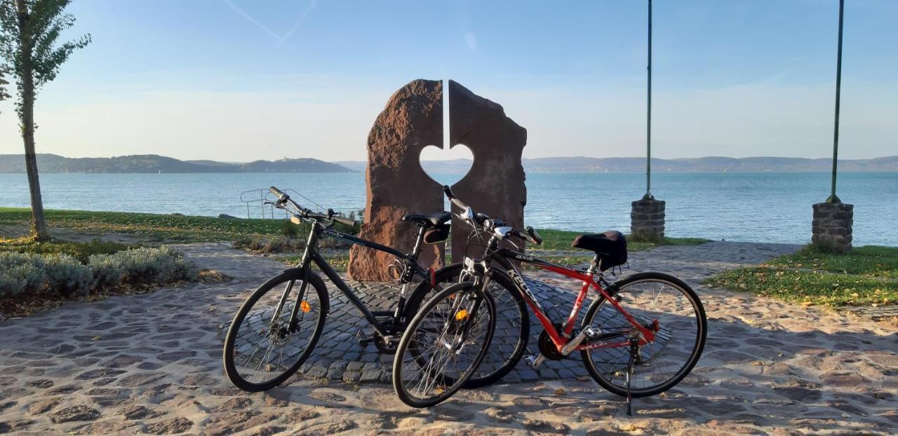 Riviera Wellness Apartman Siofok Luaran gambar